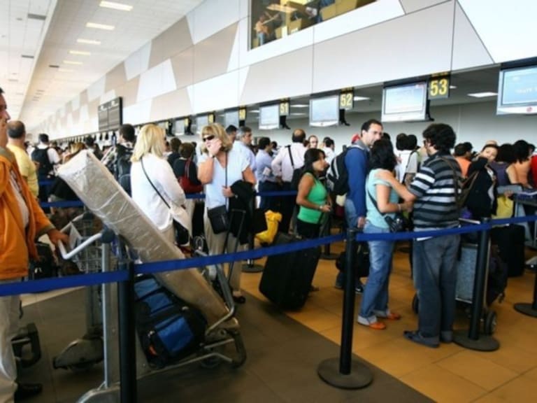 Aplica Profeco multas por 22.4 millones de pesos a cinco aerolíneas