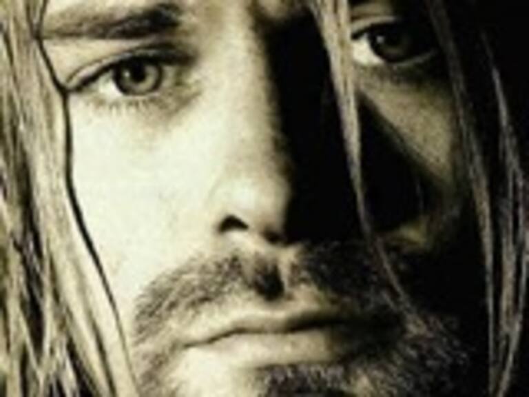 Pagan 100 mil dólares por guitarra destrozada de Kurt Cobain