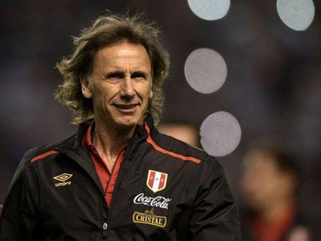 Ricardo Gareca seguirá en Perú
