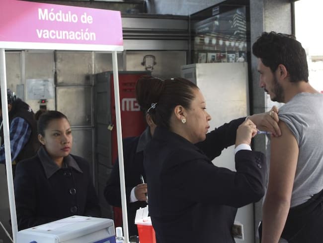 Gobierno de EPN dejó desabasto de vacuna contra sarampión: Jorge Alcocer