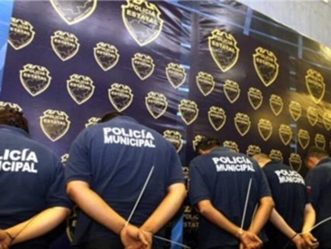 Detiene a cinco policías municipales en Guanajuato
