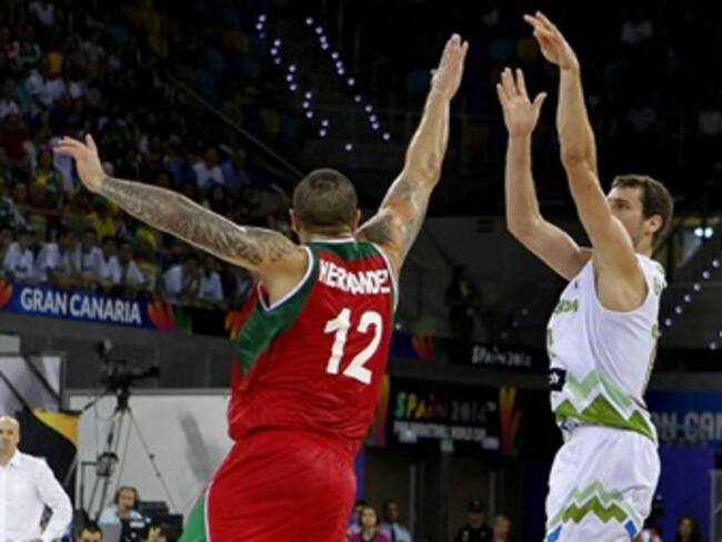 Sucumbe Ayón bajo la autoridad de los hermanos Dragic