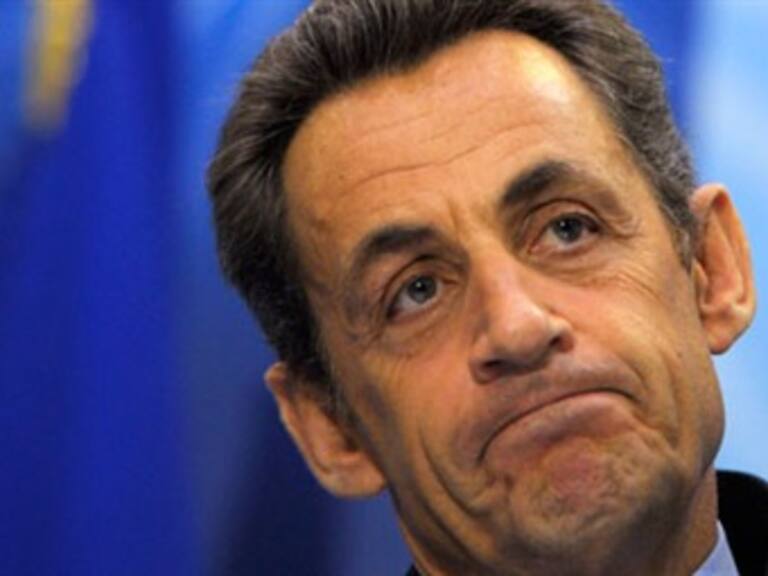 Pide Sarkozy valentía para salvar el euro ante rebaja crediticia