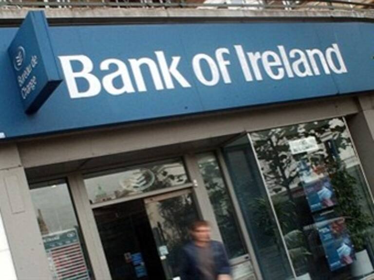 Participará Reino Unido en rescate bancario de Irlanda