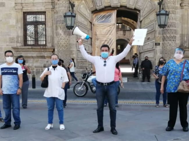 Trabajadores de reclusorios se manifiestan