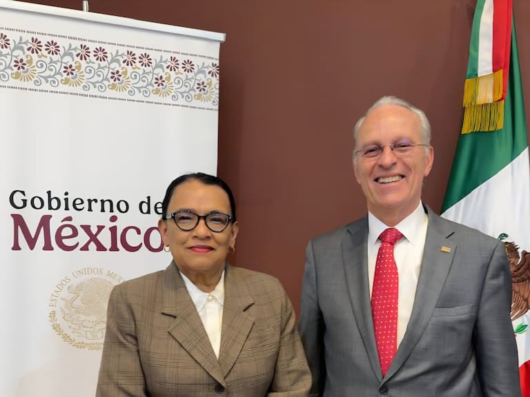 Se reúne el presidente del Consejo Coordinador Empresarial (CCE) Jose Medina Mora Icaza con la titular de la Secretaría de Gobernación (SEGOB), Rosa Icela Rodríguez Velázquez.