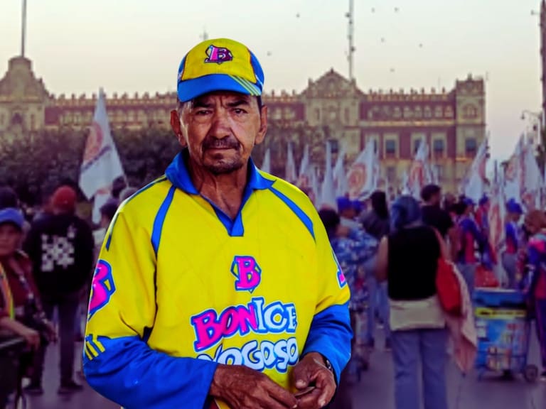 Más de mil vendedores protestaron en Paseo de la Reforma. @OVIALCDMX
