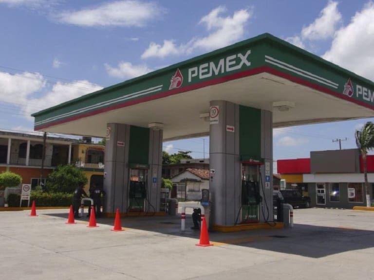 Pemex asegura, no aumentaran los precios de los combustibles pese a crisis