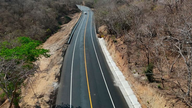 Modernización de carretera Salina-Cruz Zihuatanejo beneficiará a casi 2 millones de habitantes: SICT