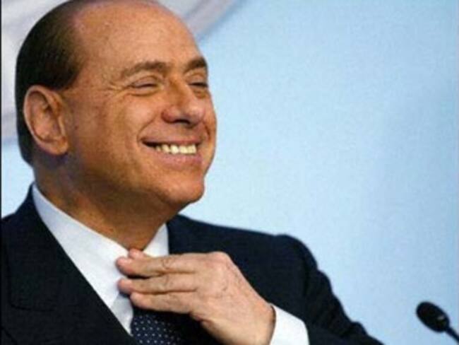 Festeja Berlusconi su cumpleaños 73