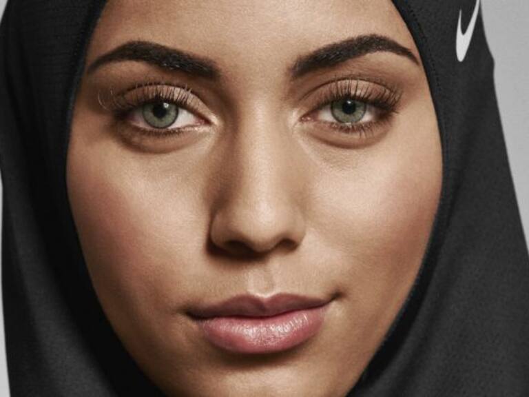 Nike lanza una línea de hijabs deportivos