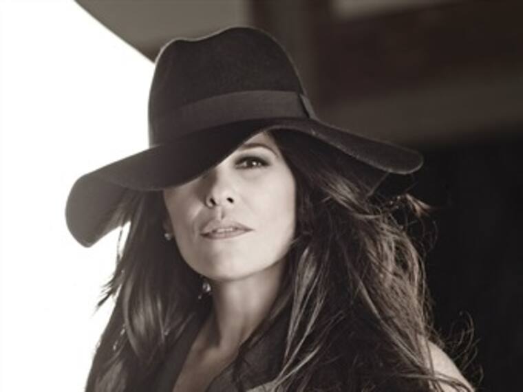 ¿Qué tan benéfico es que tu bebé duerma contigo?. 'Martha Debayle en W' del 04 de marzo