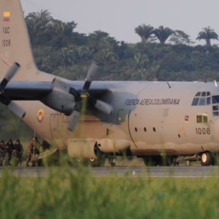 Cae avión militar en Colombia: Confirman 8 soldados muertos y más de 80 heridos
