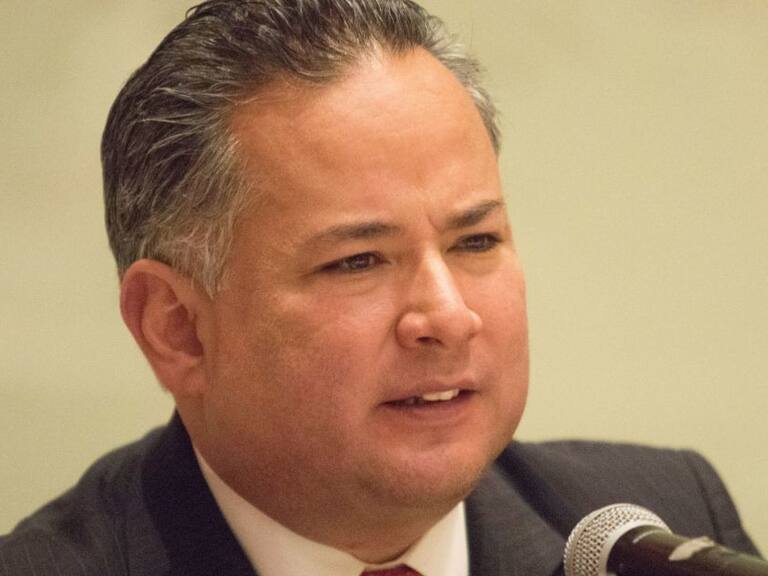 Santiago Nieto da positivo a COVID-19