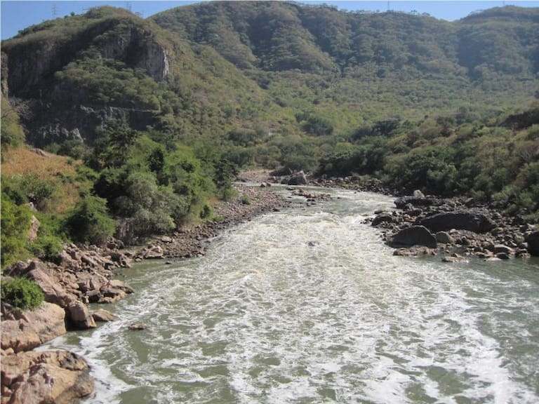 No hay riesgo por río Zula aseguran