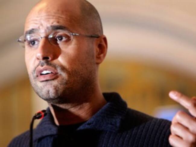 Propone hijo de Gadafi entregarse a Corte de La Haya: CNT