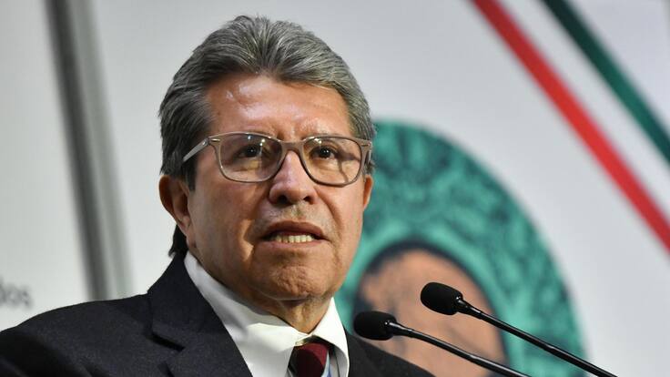 Monreal llama a dialogar por escuelas militarizadas y rechaza confrontación con la SEP