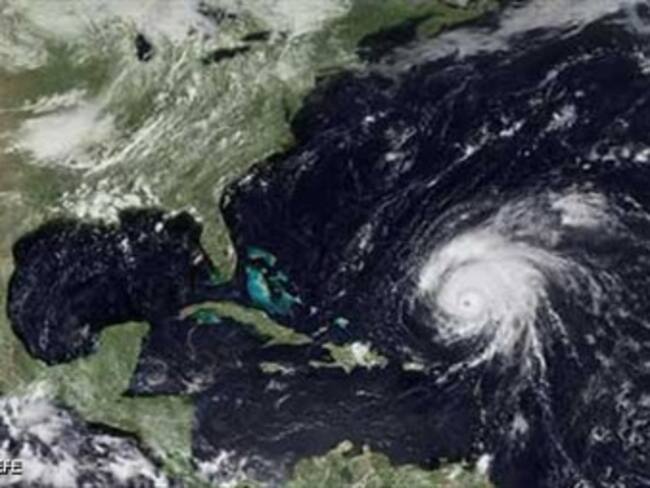 Gobierno de EU ordena evacuación de barcos en el golfo ante la cercanía de tormenta tropical