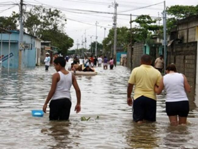 Apoyan a afectados por lluvias en Ecatepec con más de 200 mdp