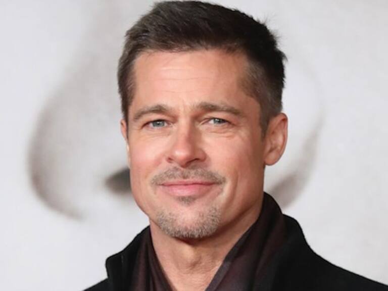 Nueva novia de Brad Pitt es la versión joven de Angelina Jolie