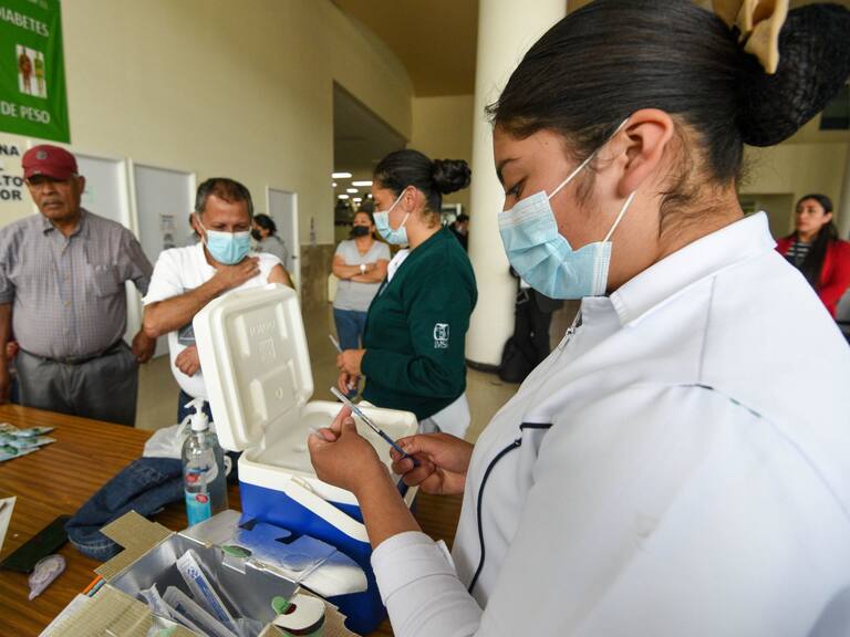 IMSS tiene vacantes laborales