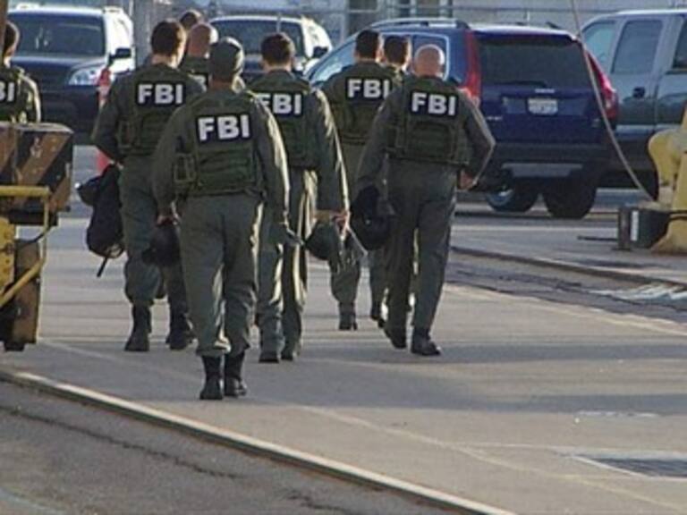 Detiene FBI a 12 presuntos productores de cine