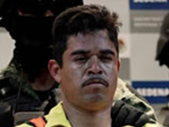 Presentan a 'El Piolín' asesino del agente de EU