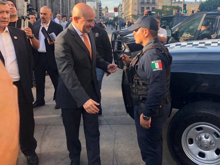 Entregan nuevas patrullas a Policía de Guadalajara
