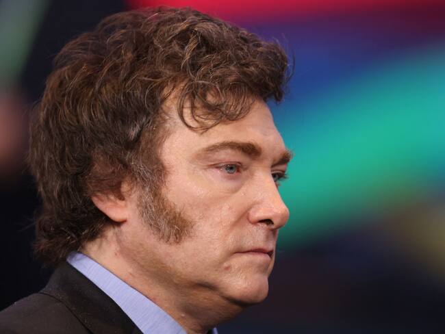 Javier Milei impulsa criptomoneda y se desploma; acusan posible estafa