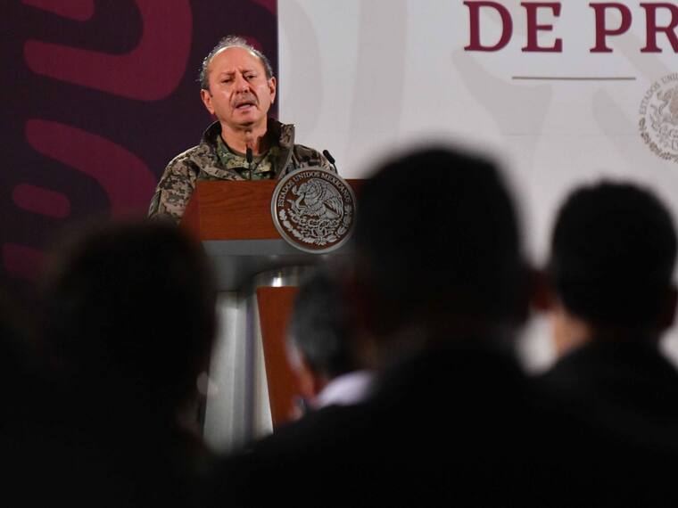 Contrabando, asesinatos y nepotismo: así operaba la red de huachicol fiscal del vicealmirante Farías Laguna