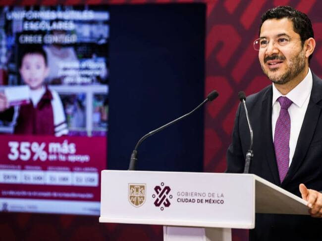 Garantiza Batres distribución de LTG en escuelas de CDMX