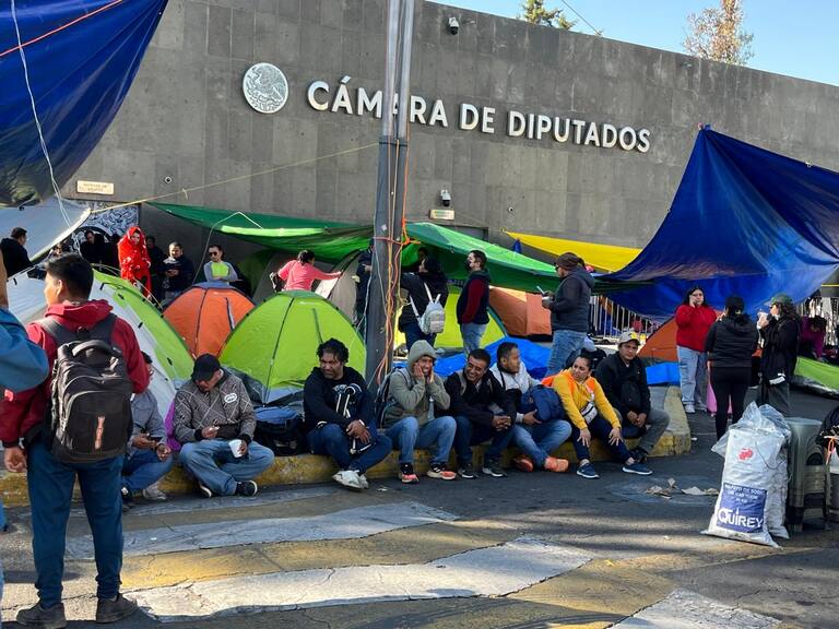 “Si no hay solución no habrá Mundial”, es una de las consignas de los manifestantes de la CNTE