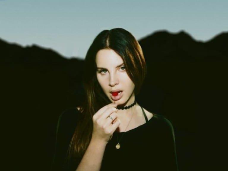 Lana Del Rey estrena dos canciones y tracklist oficial de su nuevo álbum ‘Lust For Life’