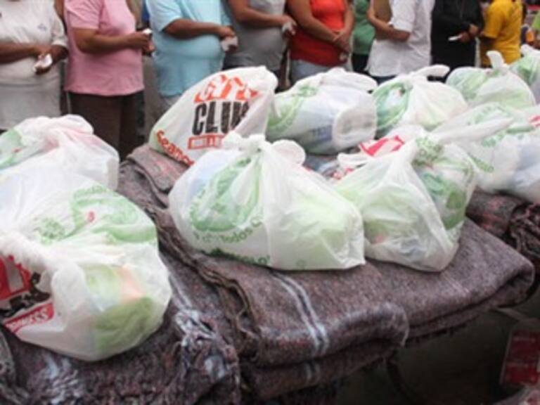 Cámara de diputados acopia 15 toneladas de ayuda para damnificados