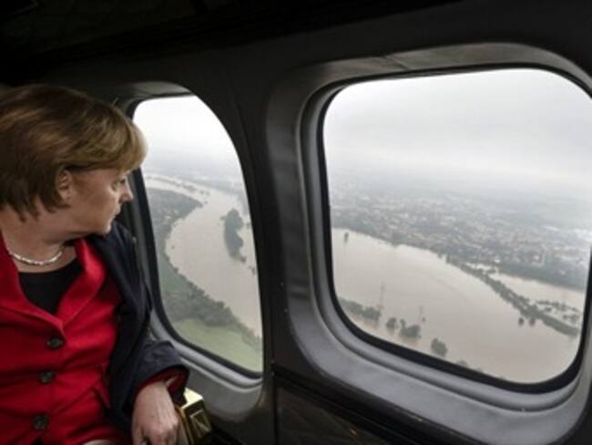 Promete Merkel ayuda rápida a los afectados por las inundaciones