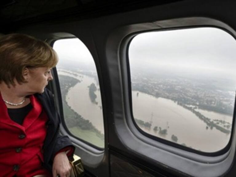 Promete Merkel ayuda rápida a los afectados por las inundaciones