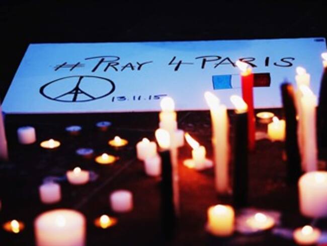 ¿Qué papel jugaron las redes sociales durante y después del ataque terrorista en París?