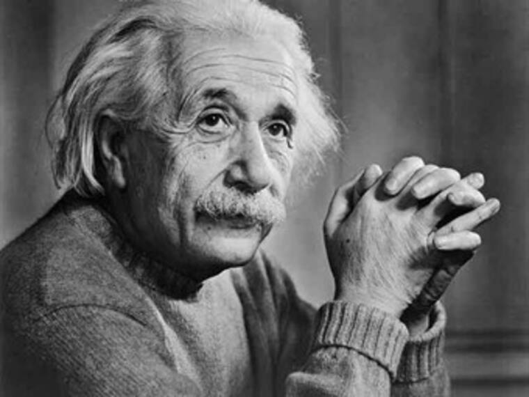 'La Reata' recuerda el nacimiento de científico alemán Albert Einstein