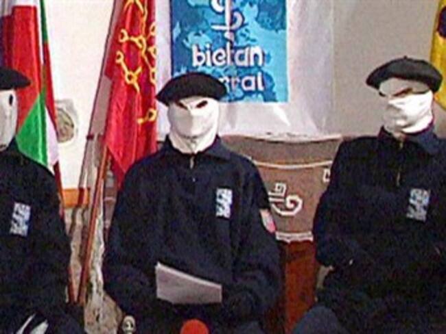 Formarían mediadores internacionales comisión de alto al fuego de ETA