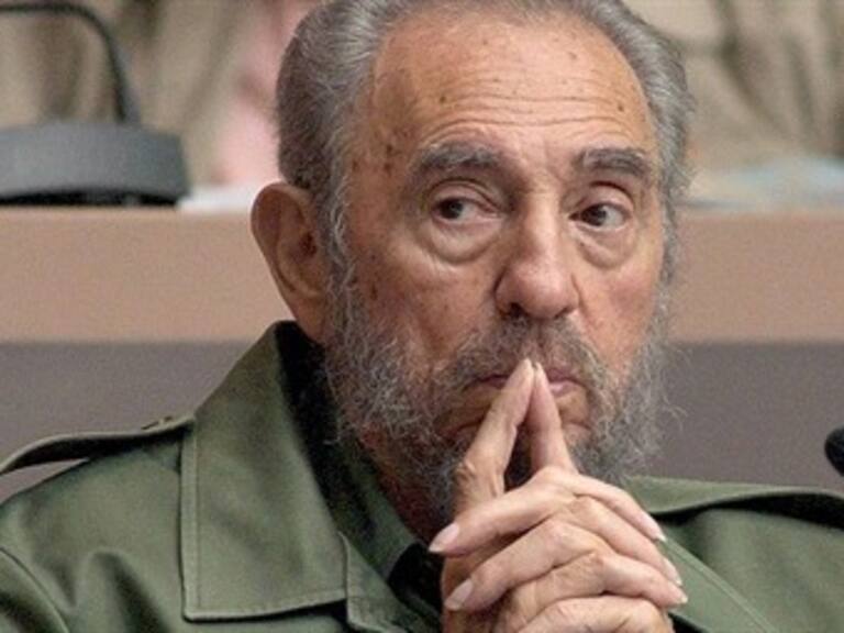 Cuba no pide 'limosnas' sino fin del 'bloqueo': Castro