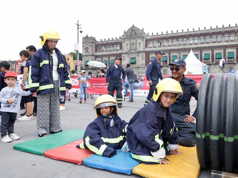 Brugada inaugura Zocalito de las infancias