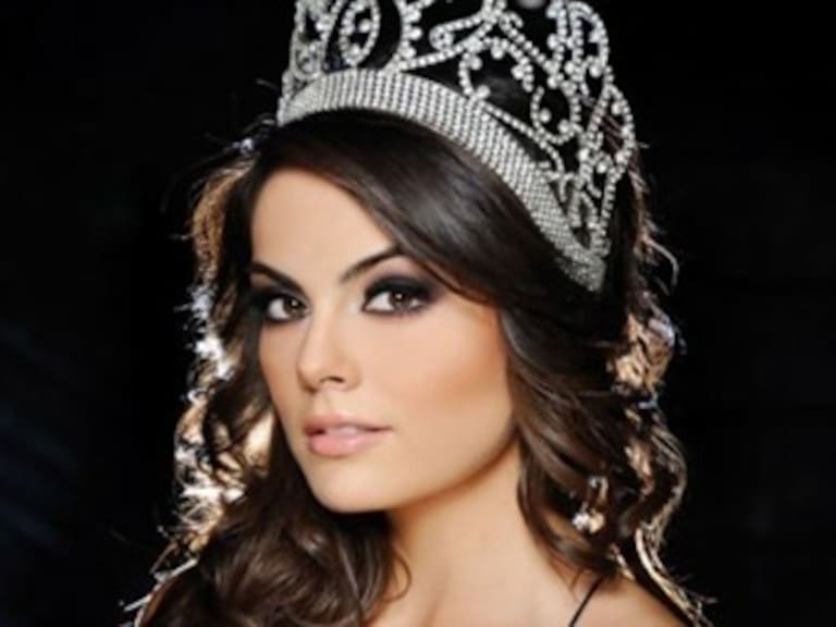 Confía Miss Universo en que FCH resolverá problemas de México