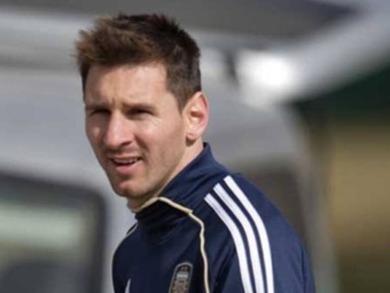 Paga Messi 53 millones de euros a Hacienda en 2014