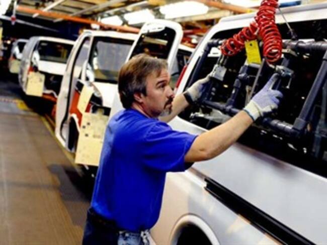Ofrece General Motors retiro voluntario a 62 mil mecánicos