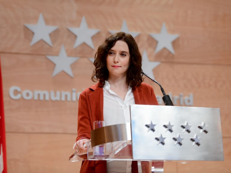 Presidenta de la Comunidad de Madrid, Isabel Ayuso, dice que no coincide con el Rey Felipe VI