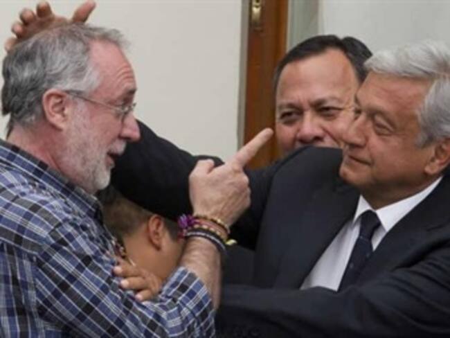 AMLO en diálogo con movimiento por la paz con justicia y dignidad