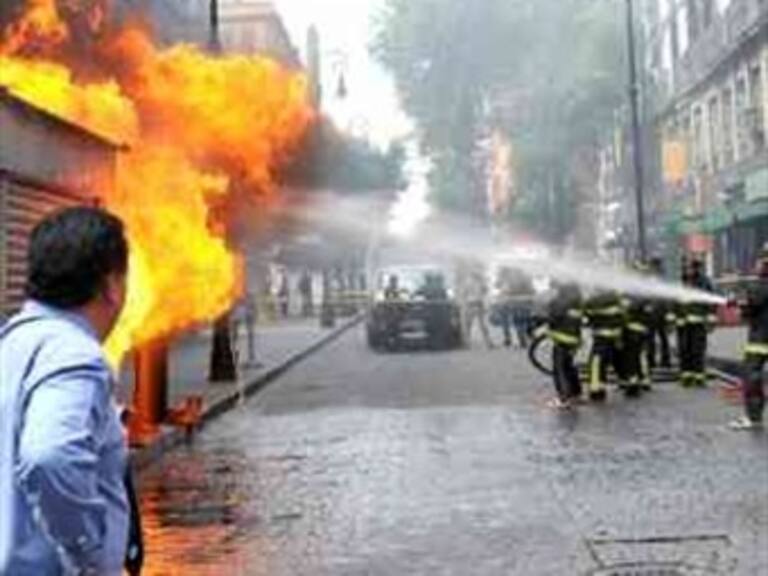 Reportan cuatro explosiones de registros subterráneos en el Centro