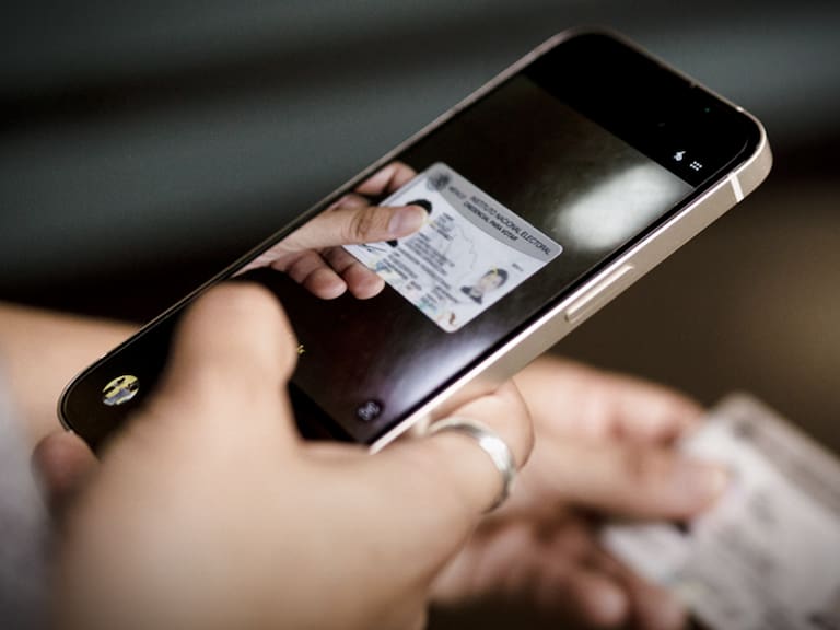 El registro obligatorio de celulares 2026 aplica solo de forma manual para líneas de prepago. Si tienes dudas, revisa tu contrato o consulta directamente con tu operador para confirmar tu esquema y no perder tu número.