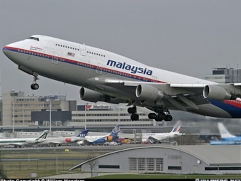 Extienden la búsqueda del vuelo MH370 al Océano Índico