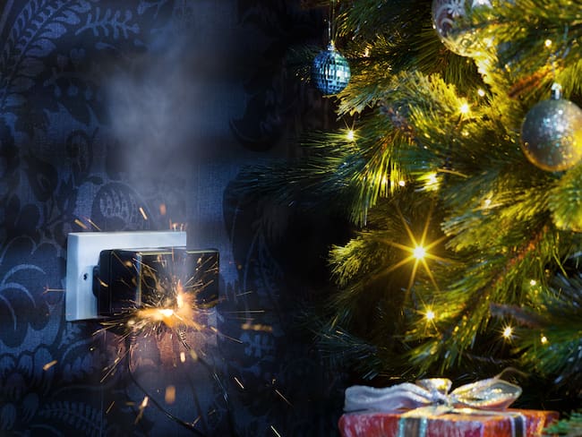 ¿Ya pusiste tus luces navideñas? Estás medidas de prevención te ayudarán a evitar incendios
